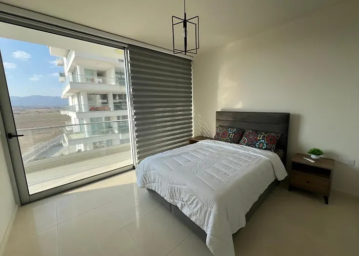 Daire View And Mountains Trikomo